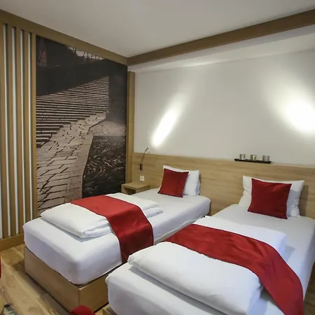 Hotel Emen