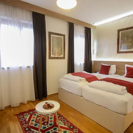 Emen Hotel